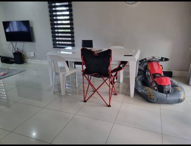3 BEDROOM TOWNHOUSE RENTED IN EDGEMOUNT ESTATE